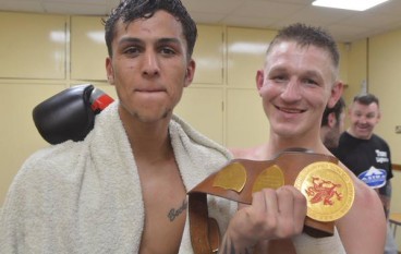 Barrie Jones raids Jerome Samuels to reclaim Welsh title