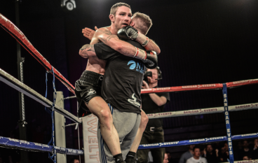 Chris Ware knocks out Frankie Borg to win Welsh title