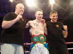 Tony Dixon destroys Mike Jones in 100 seconds to win Welsh title
