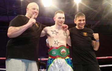 Tony Dixon destroys Mike Jones in 100 seconds to win Welsh title