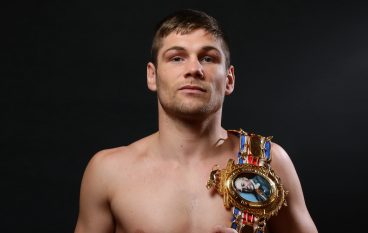 Chris Jenkins’ title defence cut short by head clash with Liam Taylor