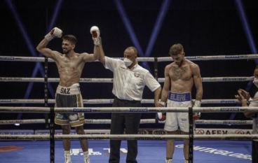 Maredudd Thomas tamed by Sahir Iqbal in battle of unbeaten prospects